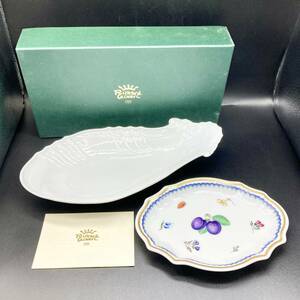 蘇さ(PEY153)　洋食器　Richard　Ginori　リチャードジノリ　プレート　小皿　2点　箱付き　中古品　80サイズ