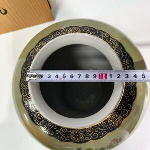 蘇さ(KuY1159) 花瓶 九谷焼 フラワーベース 壺 花器 金彩 陶器 インテリア 木箱付き 100サイズの画像5