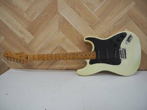 ☆【3R0418-22】 Fender Japan？ フェンダー？ ストラトキャスター エレキギター 現状品