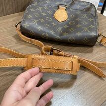 LOUIS VUITTON ルイヴィトン モノグラム サンクルー ショルダーバッグ ハンドバッグ ワンショルダーバッグ レディース ブランド_画像3