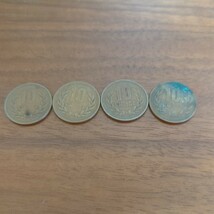 現行貨幣　ギザ10　昭和27.28.29.30年　計4枚　40円分　_画像1