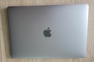 Macbook pro 2016 ジャンク 画面不良