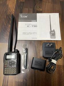 *iCOM*50/144/430MHz многополосный приемопередатчик *IC-T90*