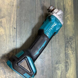 【ジャンク品】☆マキタ(makita) 100mmコードレスディスクグラインダ GA404DZN (GA404DN)の画像1