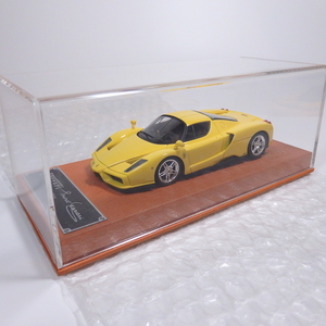 [ unused ]BBR* Enzo Ferrari * yellow *1/43* leather trim pedestal * product number 279990044* Italy made * corn z