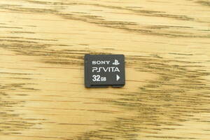 【フォーマット済】SONY ソニー PS Vita 32GB PCH-Z321J メモリーカード PlayStation PSvita PCH-2000 PCH-1000 1J692