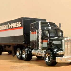 1983 マッチボックス matchbox ケンワース kenworth aerodyne イギリス製 トレーラー ミニカー トラック 傷あり 軸曲がり無し 全長約17cmの画像1