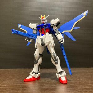 jsガンプラ完成品ジャンク ガンダムビルドファイターズ EG 1/144 ストライクガンダム+ビルドブースター バンダイプラモデル