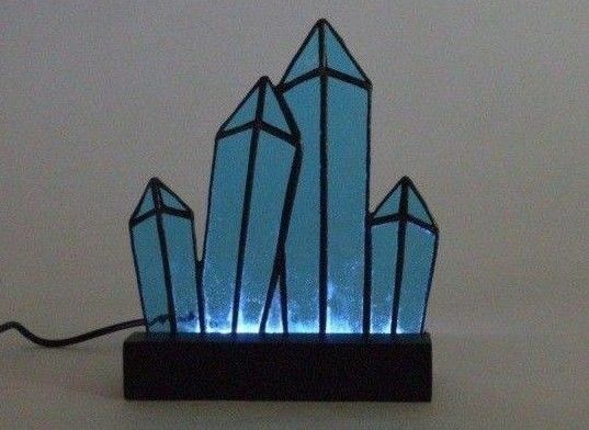 ライト　ステンドグラス　ランプ　結晶　インテリア