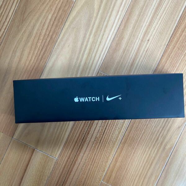Apple watch series 4 スペースグレー　Nike 44mm
