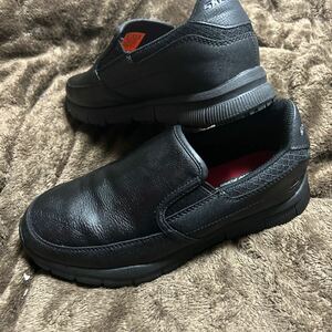 未使用！試着のみ！Skechers スケッチャーズ NAMPA- ANNOD ウォーキングシューズ スリッポンスニーカー27㎝ワイド幅定価8690円　送料520円