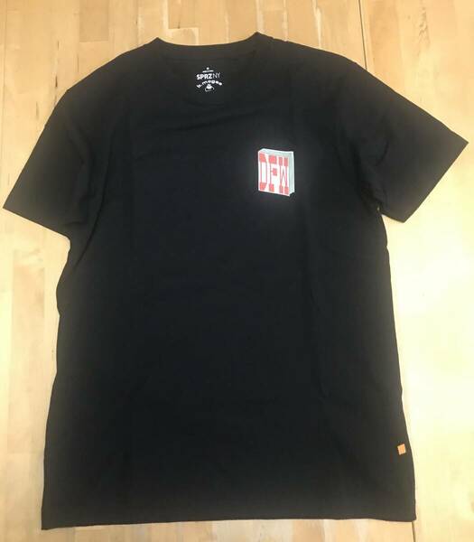 古着　ユニクロ　SPRZNY b.mcgee Tシャツ Mサイズ　バリー・マッギー 黒　ブラック twist DFW KPFA Barry Mcgee UT UNIQLO