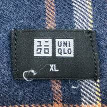 a04059 UNIQLO ユニクロ シャツ 長袖 胸ポケット 綿100％ 薄手 XL ネイビー チェック メンズ 古着 USED 万能 ベーシックカジュアルスタイル_画像8