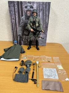 【DID】D80159 WW2 German WH Infantry Oberleutnant - Winter 第二次大戦 ドイツ国防軍 中尉 MP40&パンツァーファウスト付属1/6フィギュア