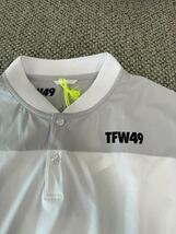 1円スタート TFW49 ポロシャツ 白系 XL 新品 タグ付き 伸縮性あり_画像2