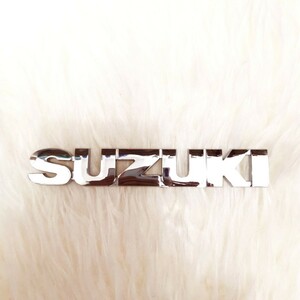 【送料込】SUZUKI(スズキ) 3Dエンブレム(両面テープ付) メッキシルバー 縦2.5cm×横15.2cm プラスチック製