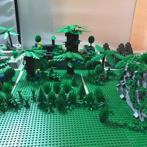レゴ 造形用 森 洞窟 木 花 釣具 立体プレート 大量セットの画像3