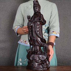人気新作！仏教美術 木彫仏像 精密細工 木彫り 黒檀木 観音菩薩像 仏像 置物 高さ50cmの画像2