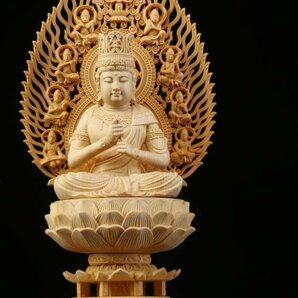 極上品☆総檜材 仏教工芸品 木彫仏教 精密彫刻 仏師で仕上げ品 大日如来座像の画像1