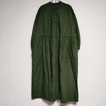 4-0427M∞nest Robe 01194-1367-1 リネンタックネックドレス 製品染め ワンピース グリーン ネストローブ 237226_画像1