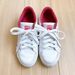 GW限定SALE! スニーカー　PUMA プーマ　23㎝　白　ピンク