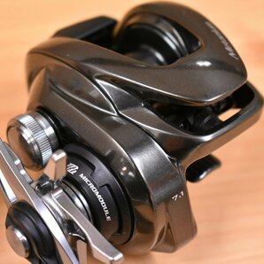 【程度良好品】シマノ 20 メタニウム HG 右 SHIMANO Metaniumu ハイギヤ ベイトリール バス ロックフィッシュ シーバス 等（KKR_O1）の画像2