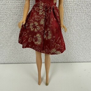 E122-Y31-1076 マテル社 バービー人形 着せ替え人形 1966年 MATTEL 現状品①の画像3