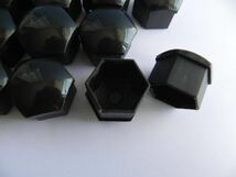 ◆汎用品◆17mm◆ナット☆クロ黒 カバー キャップ ホイール ボルト☆ABS強化プラスチック 20個セット価格/工具付き_画像4