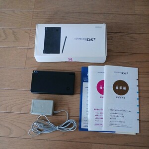 Nintendo　DSi(ブラック)　タッチペン欠品