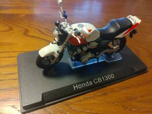 Honda　CB1300　 IXO　1/24