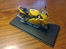 DUCATI　SUPERSPORT　1000DS　FF　2003　IXO 1/24　難あり_画像2