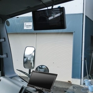限定 送料無料 トラック バックカメラセット 日本製液晶採用 9インチ ミラーモニター 防水夜間 バックカメラ 24V 大型車・バス・重機の画像2