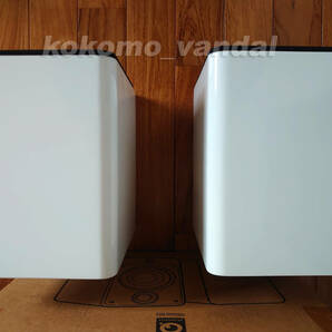 極上美品★Q Acoustics CONCEPT 20 / ホワイト 2ウェイバスレフ型ブックシェルフ スピーカー カール・ハインツフィンク コンセプトの画像6