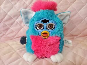 初代 ファービーベイビー Furby バーチャルペット 海外 英語版 希少カラー