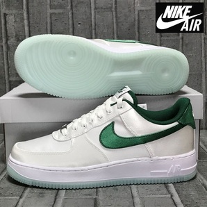 【新品/箱付】メンズサイズ２７.５cm★NIKE W AIR FORCE 1'07 ESS SNKR★ナイキ エアフォース 1 '07★ホワイト/グリーンの画像2