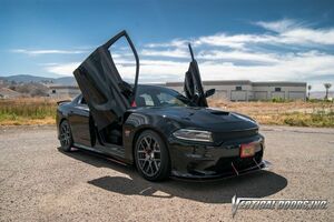 ダッジ/Dodge チャージャー 2015年～ バーチカルドアーズ/Vertical Doors ランボドア ガルウイング/シザードア 専用設計 ボルトオン 未使用