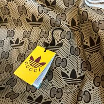 新品未使用 Mサイズ GUCCI adidas グッチ アディダス リバーシブル ケープコート ジャケット コラボ ポンチョ モノグラム ブラック 正規品_画像6