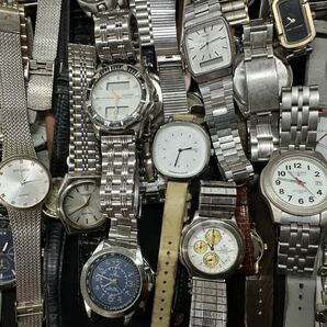 腕時計 大量 約500点 セット まとめて 時計 SEIKO BURBERRY Calvin Klein COACH CITIZEN TISSOT CASIO Marc Jacobs 等 ジャンク F196の画像6