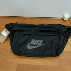 NIKE ナイキ テック ヒップ パック BA5751-010 ブラック 10Ｌ