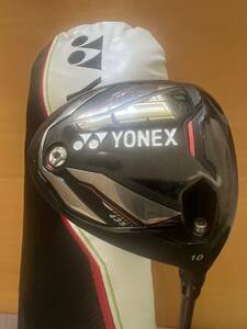 YONEX