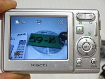 59-16/SANYOサンヨー Xacti S75 デジタルカメラ コンパクトカメラ デジカメ 映像機器 光学機器 取説付き_画像4