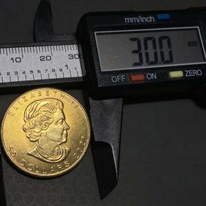 金貨 カナダ古銭 メープル金貨 参考品 約10.56g 2021 一円貨幣 硬貨骨董品コインコレクション の画像6