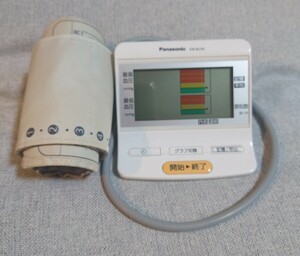 ◆Panasonic　上腕血圧計◆　EW-BU35-W ホワイト　初めての方でも使いやすい　毎日の血圧変化　動作確認済み