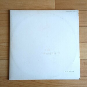 Beatles Beatles domestic record record LP white album secondhand goods made in Japan Toshiba EMI