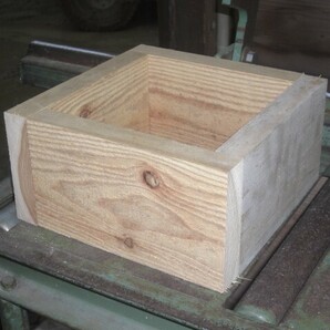 杉 日本蜜蜂 巣箱材 自然乾燥荒材 30センチ長×24ｍｍ厚×180ｍｍ幅 36枚:ヤマト運輸送料Eサイズの画像1