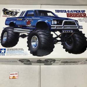 トヨタ ハイラックス 4WD ハイリフト 1/10 電動RC 4×4ピックアップ BRUISER ラジコン TAMIYAの画像1