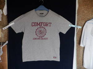 ＣＯＭＦＯＲＴ　ロゴマーク　ＧＥＮＵＩＮＥ　ＤＩＣＫＩＥＳ　　　Ｔシャツ　　　　特大サイズ 　ＸＬサイズ