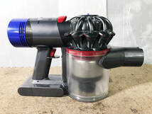 ◎★ 中古★dyson/ダイソン　v7 fluffy　コードレスクリーナー　充電式掃除機　サイクロン式【SV11/HH11】D7A1_画像7