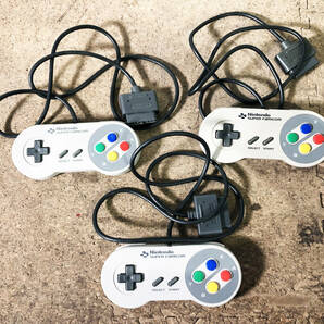 ◎★ 中古★Nintendo SUPER Famicom（スーパーファミコン） コントローラー3個 専用ケース付き ゲーム機【HVC-002/SHVC-005】DASQの画像8