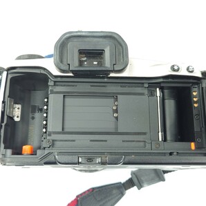 I934 カメラ Canon EOS kiss キヤノン SIGMA UC ZOOM 28-70mm 1:3.5-4.5 フィルムカメラ 中古 ジャンク品 訳あり の画像5